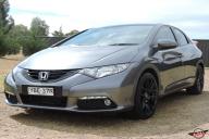 HONDA CIVIC 5 STUD GLOSS BLACK